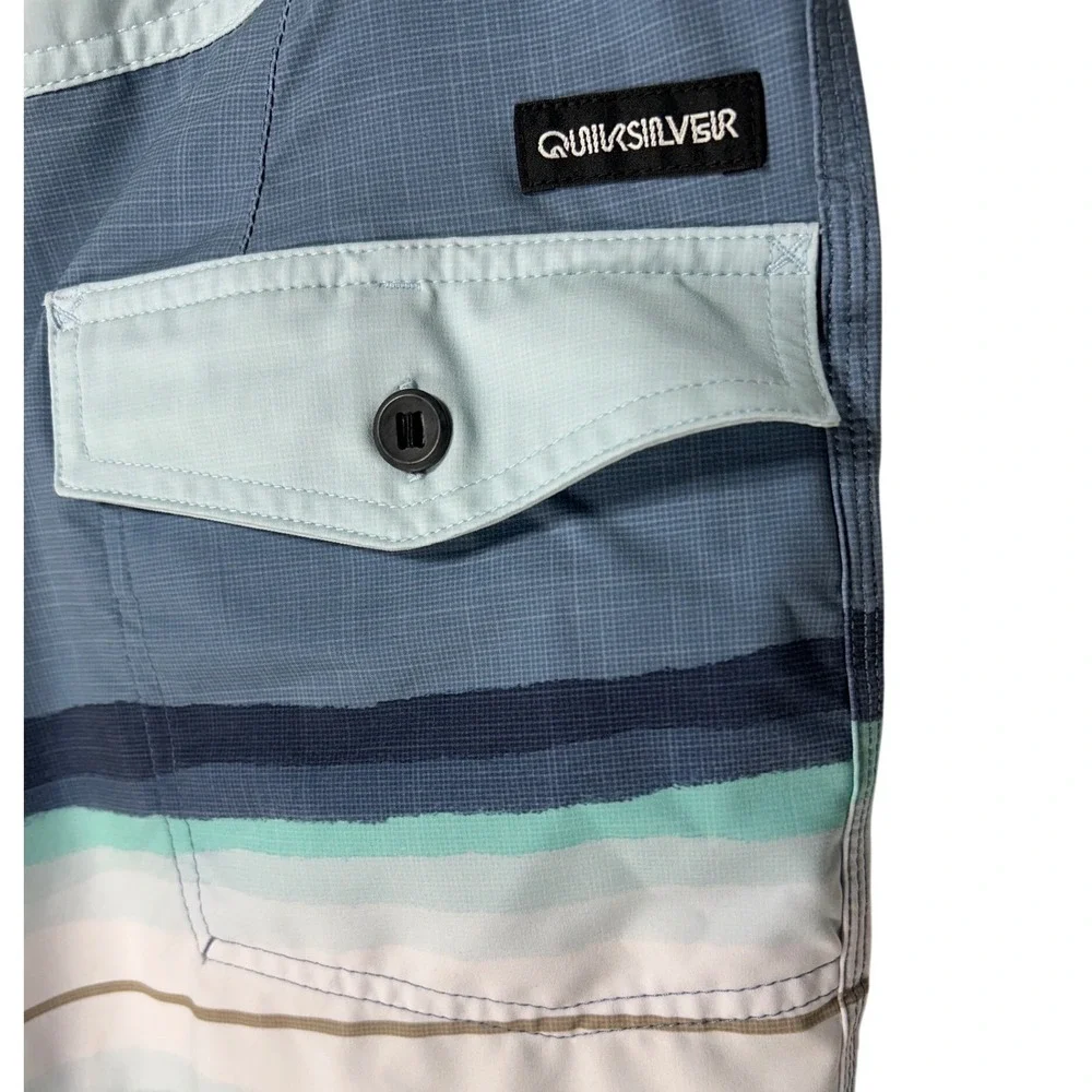 Quiksilver Highline‎ Board Shorts Swim Trunks Blue Turquoise Striped Size 32 EUC